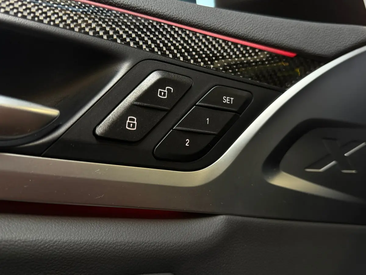 M40i xDrive High Executive M-SPORT |PANO|HARMAN KARDON| MEMORY|SFEERVERLICHTING | DEALER ONDERHOUDEN |TREKHAAK | BOMVOL!