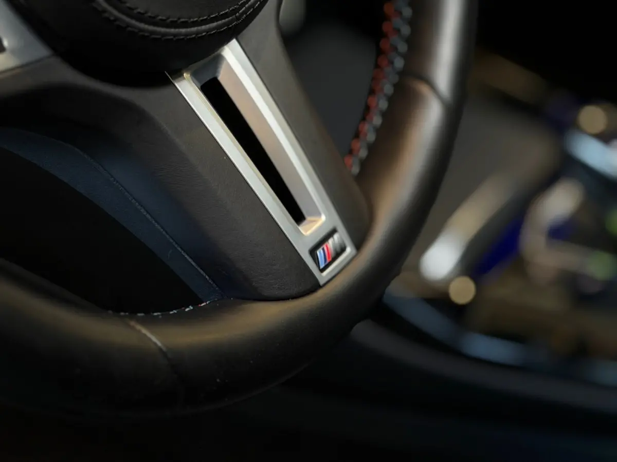 M40i xDrive High Executive M-SPORT |PANO|HARMAN KARDON| MEMORY|SFEERVERLICHTING | DEALER ONDERHOUDEN |TREKHAAK | BOMVOL!