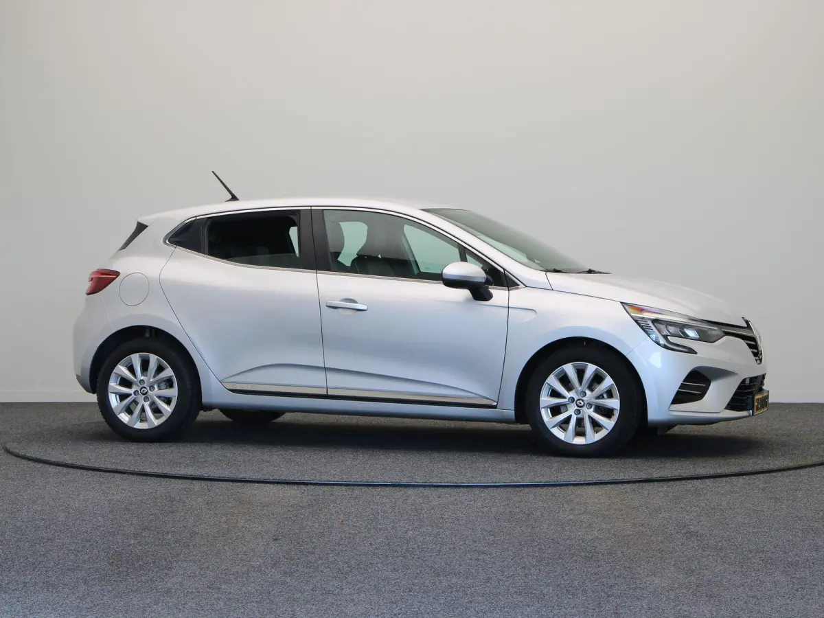 TCe 90pk Intens | Climate control | Apple Carplay | Android Auto | Parkeersensoren achter |