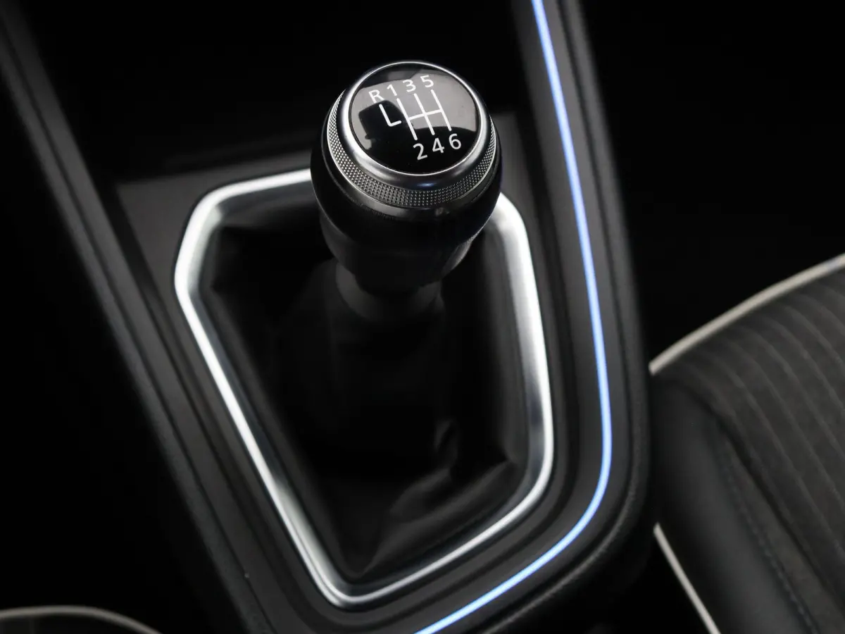 TCe 90pk Intens | Climate control | Apple Carplay | Android Auto | Parkeersensoren achter |
