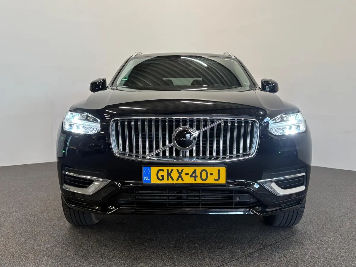 2.0 T8 Recharge AWD Inscription Expression 7-Pers Leder Navigatie Adaptive Cruise Control 19" Lichtmetalen Velgen PDC V+A Climate Control Camera