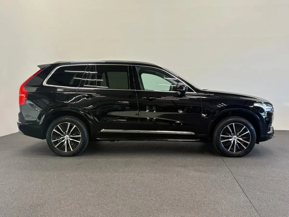 2.0 T8 Recharge AWD Inscription Expression 7-Pers Leder Navigatie Adaptive Cruise Control 19" Lichtmetalen Velgen PDC V+A Climate Control Camera