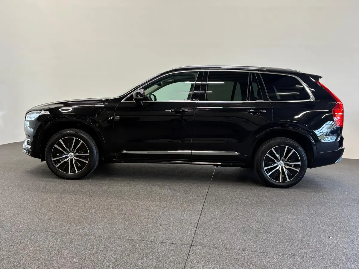 2.0 T8 Recharge AWD Inscription Expression 7-Pers Leder Navigatie Adaptive Cruise Control 19" Lichtmetalen Velgen PDC V+A Climate Control Camera