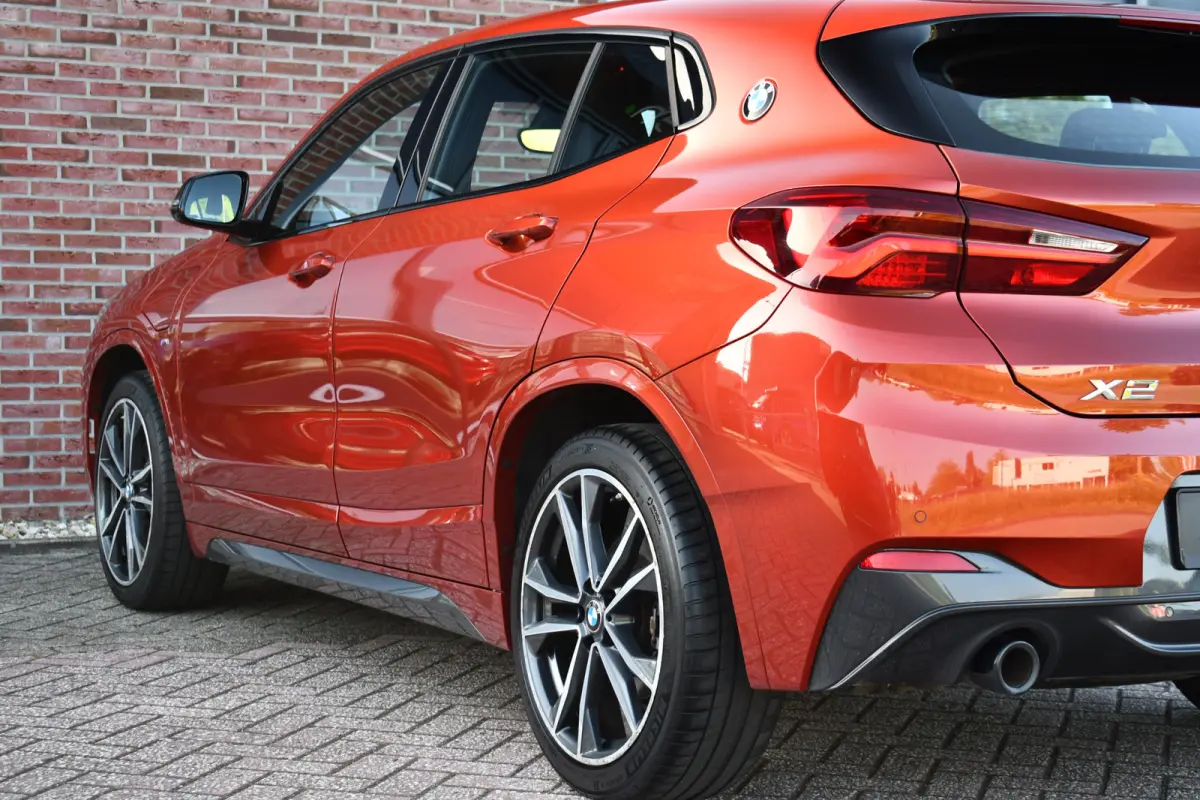 xDrive25e M-Sport Sunset Orange | ACC | Leder | Elek-klep