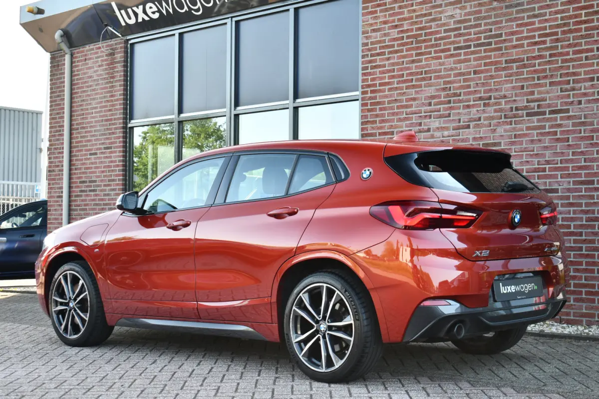 xDrive25e M-Sport Sunset Orange | ACC | Leder | Elek-klep