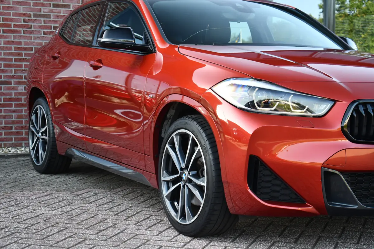 xDrive25e M-Sport Sunset Orange | ACC | Leder | Elek-klep