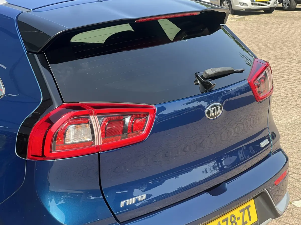 1.6 GDi Hybrid ExecutiveLine Clima Leder Cruise JBL