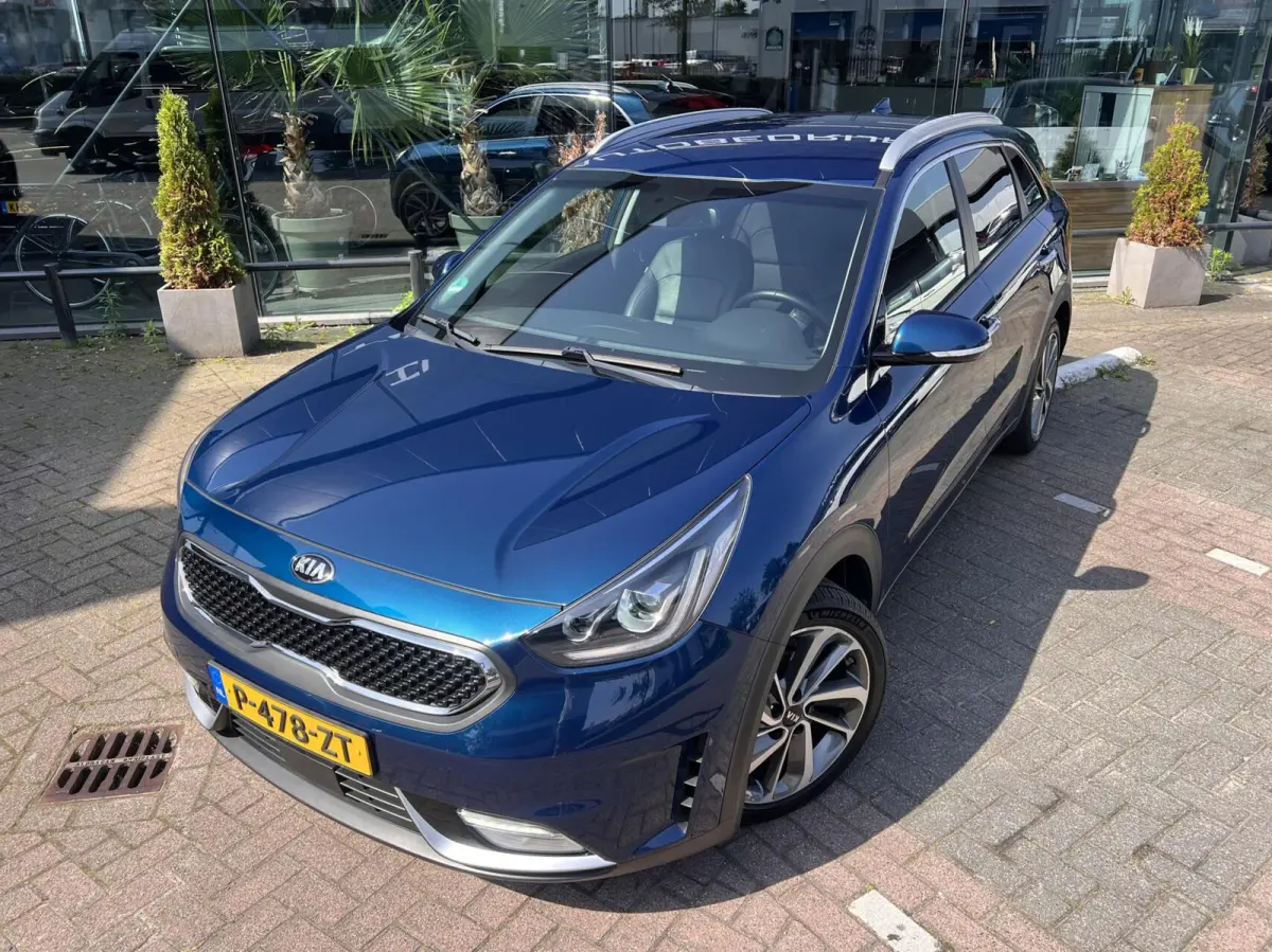 1.6 GDi Hybrid ExecutiveLine Clima Leder Cruise JBL