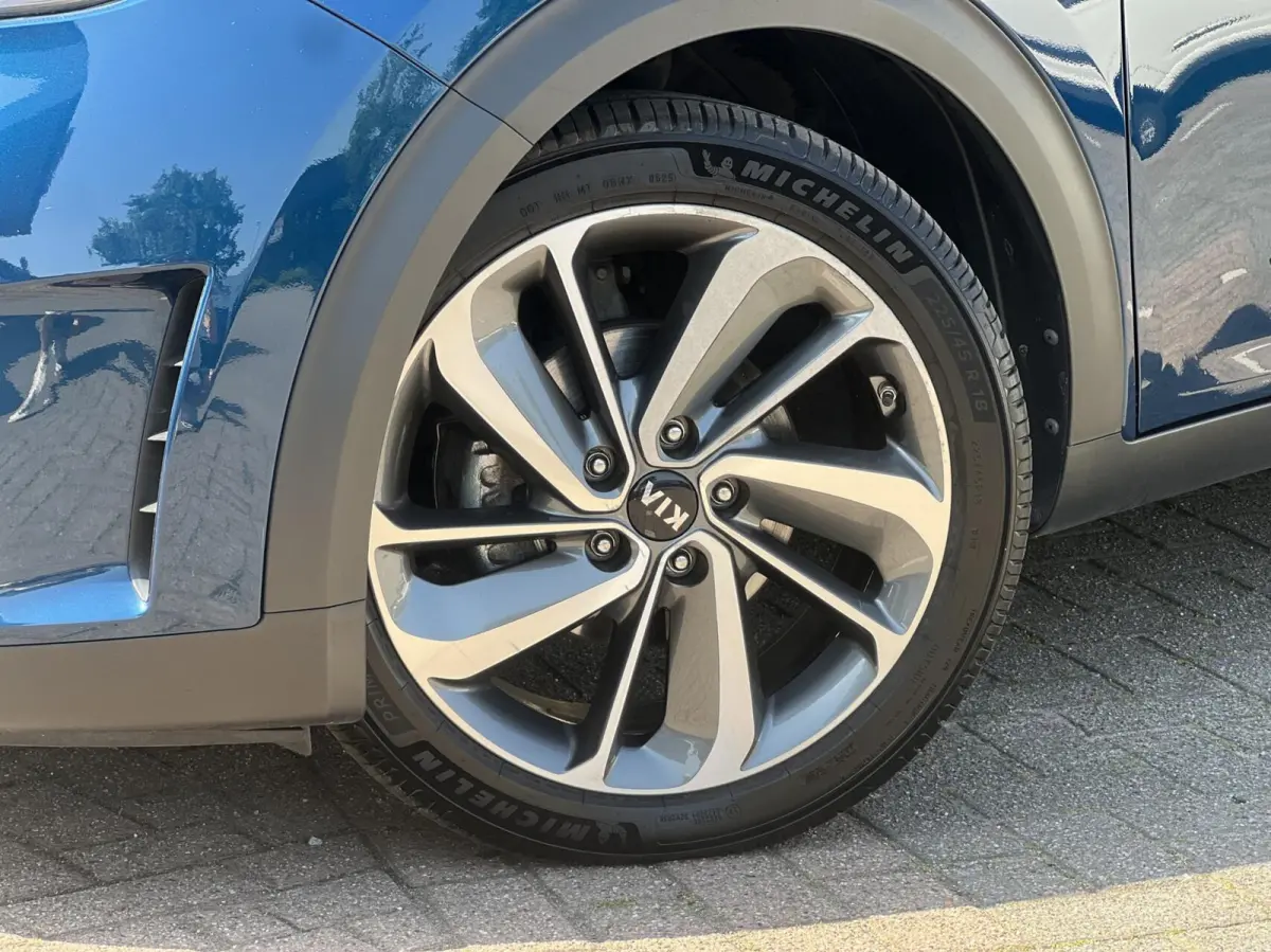 1.6 GDi Hybrid ExecutiveLine Clima Leder Cruise JBL
