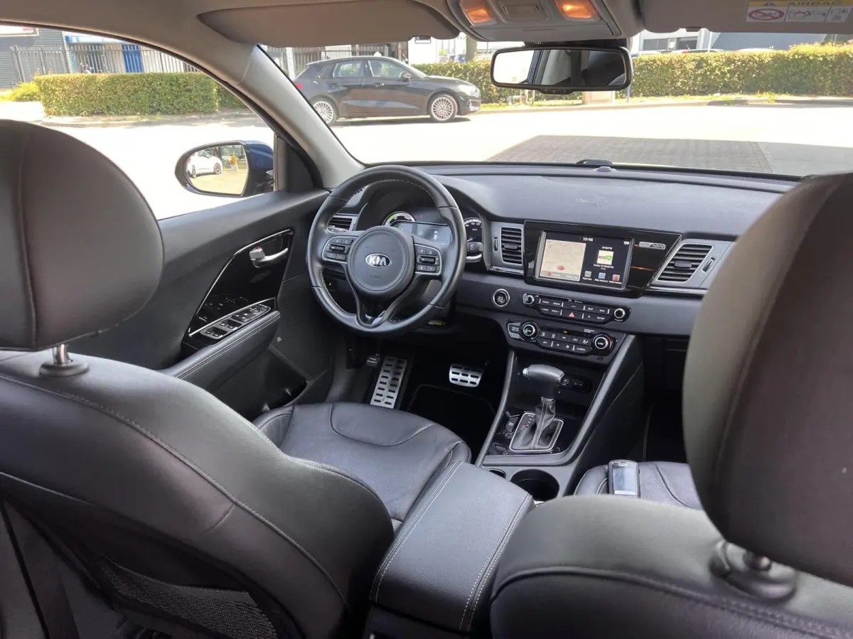 1.6 GDi Hybrid ExecutiveLine Clima Leder Cruise JBL