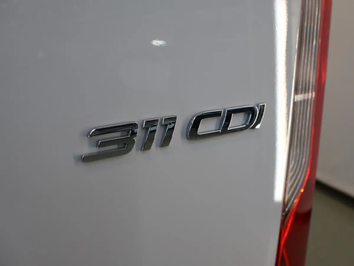 311 CDI | FWD | L2 H2 | Pro | Parkeercamera | Airco | Cruise Control | 3-zits | FWD | Certified
