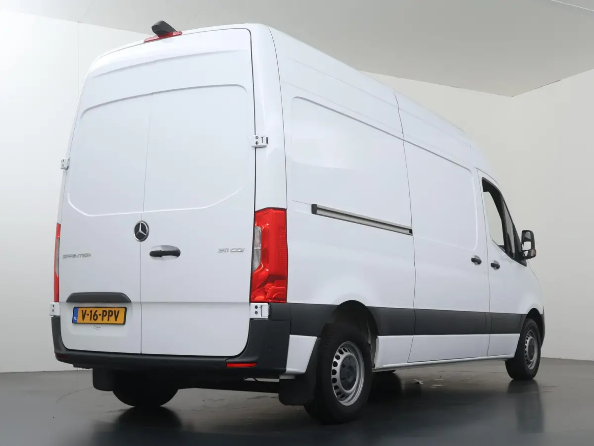 311 CDI | FWD | L2 H2 | Pro | Parkeercamera | Airco | Cruise Control | 3-zits | FWD | Certified