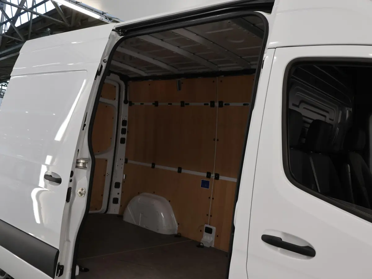311 CDI | FWD | L2 H2 | Pro | Parkeercamera | Airco | Cruise Control | 3-zits | FWD | Certified