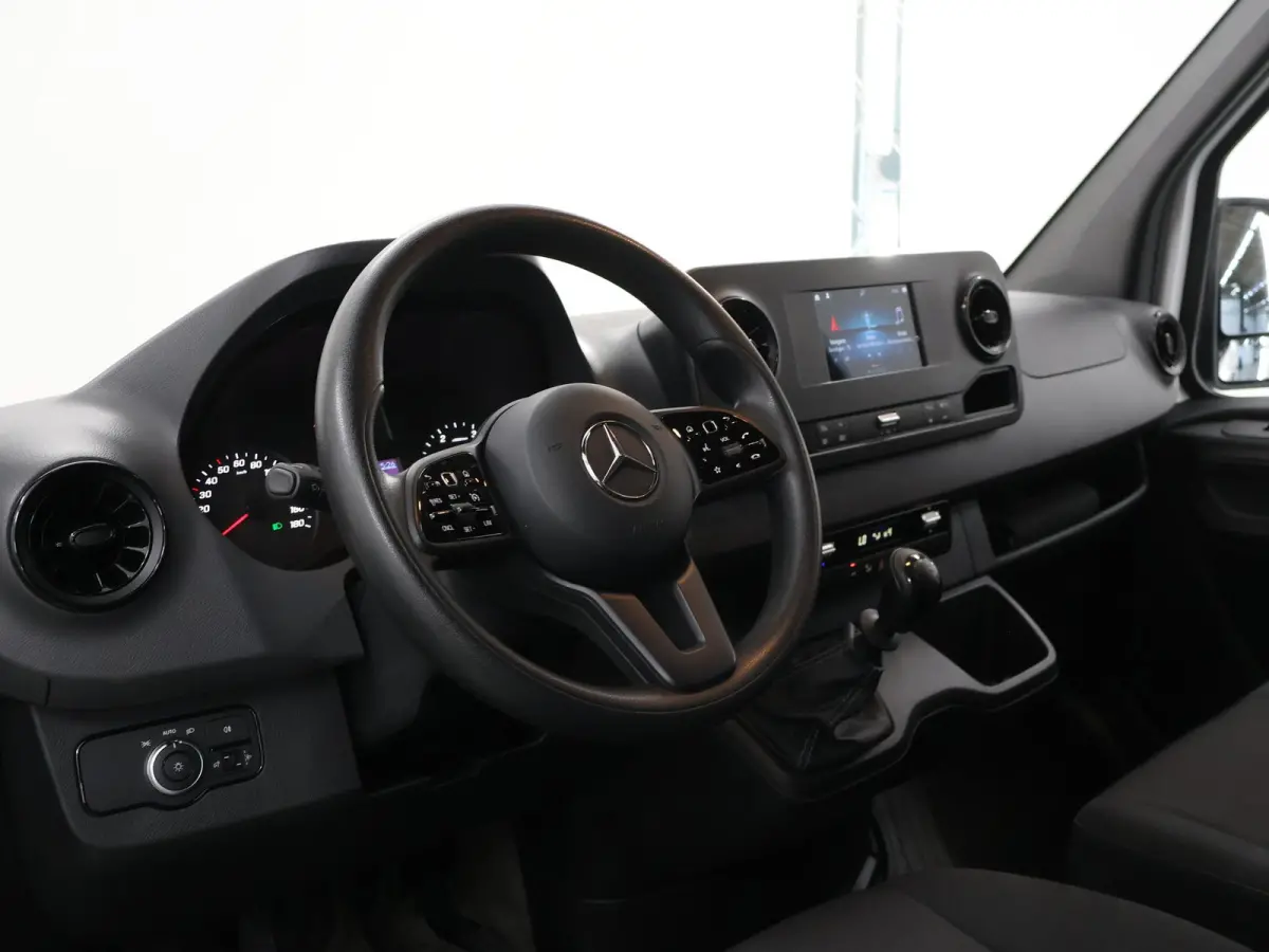 311 CDI | FWD | L2 H2 | Pro | Parkeercamera | Airco | Cruise Control | 3-zits | FWD | Certified