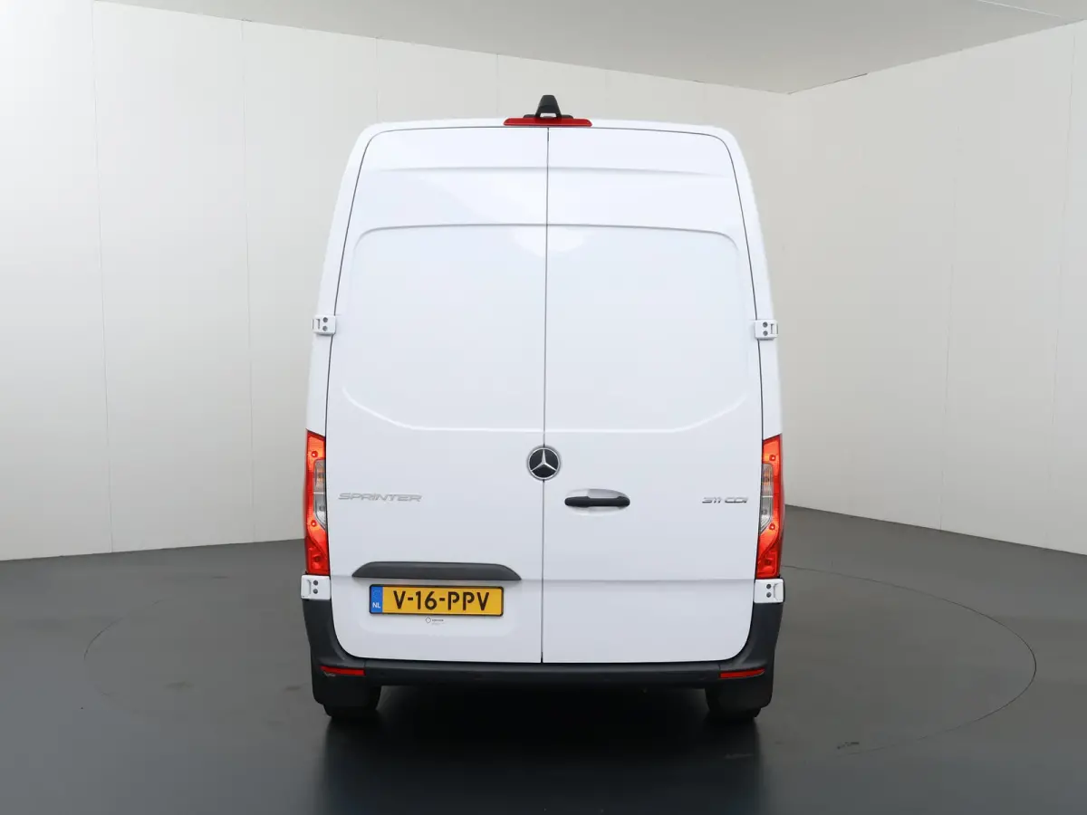 311 CDI | FWD | L2 H2 | Pro | Parkeercamera | Airco | Cruise Control | 3-zits | FWD | Certified