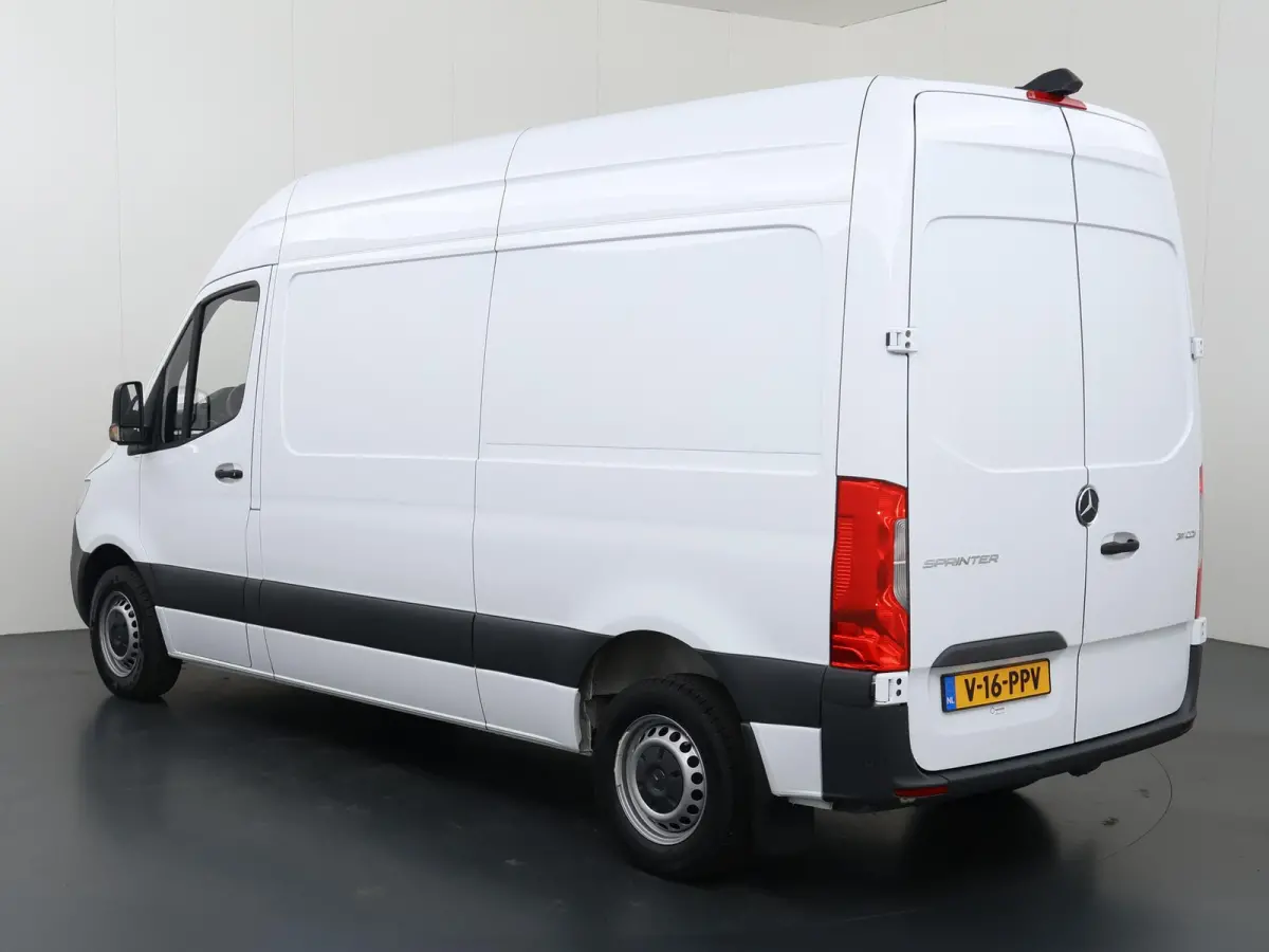 311 CDI | FWD | L2 H2 | Pro | Parkeercamera | Airco | Cruise Control | 3-zits | FWD | Certified