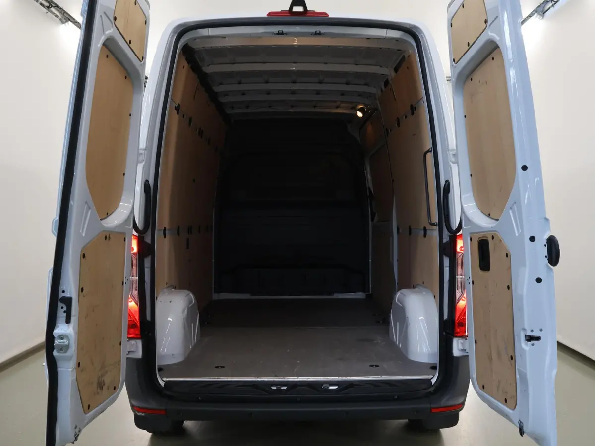 311 CDI | FWD | L2 H2 | Pro | Parkeercamera | Airco | Cruise Control | 3-zits | FWD | Certified
