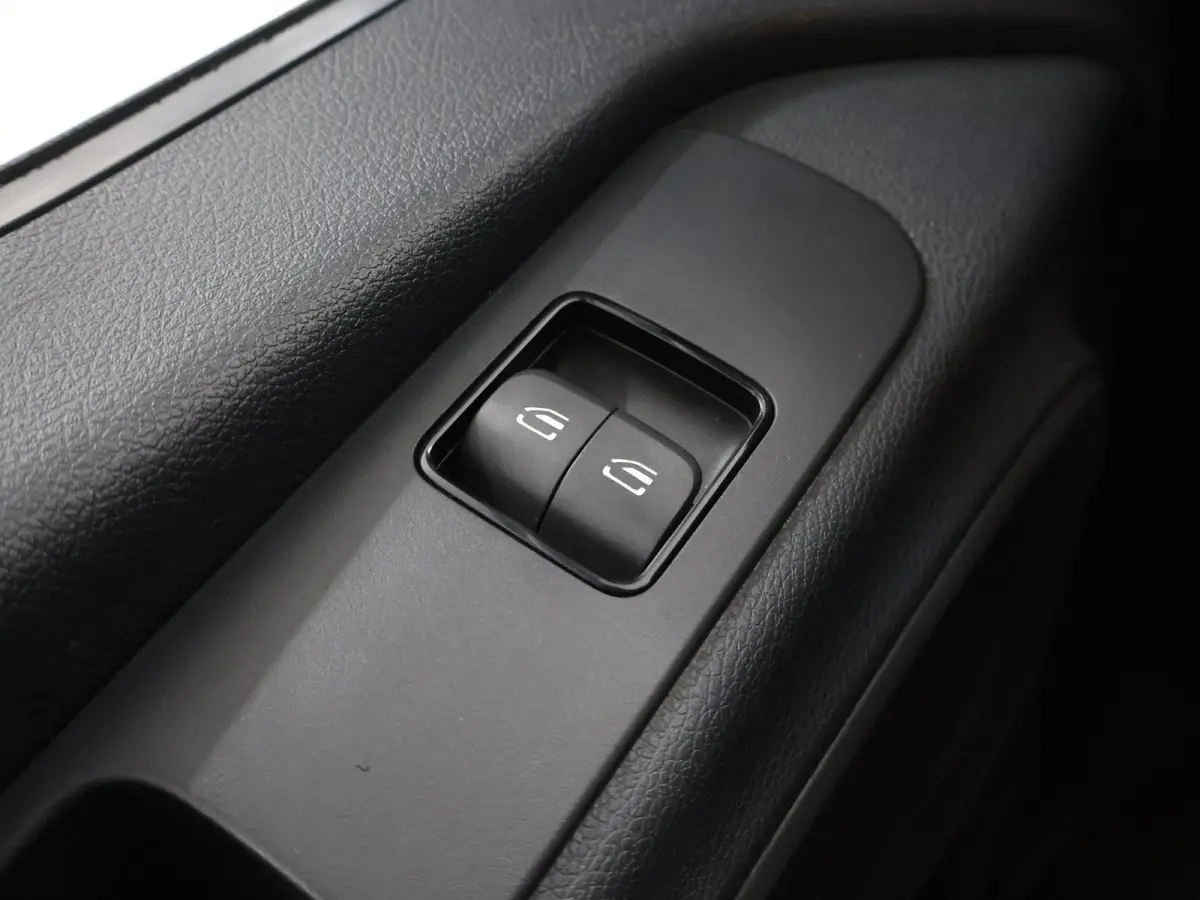 311 CDI | FWD | L2 H2 | Pro | Parkeercamera | Airco | Cruise Control | 3-zits | FWD | Certified