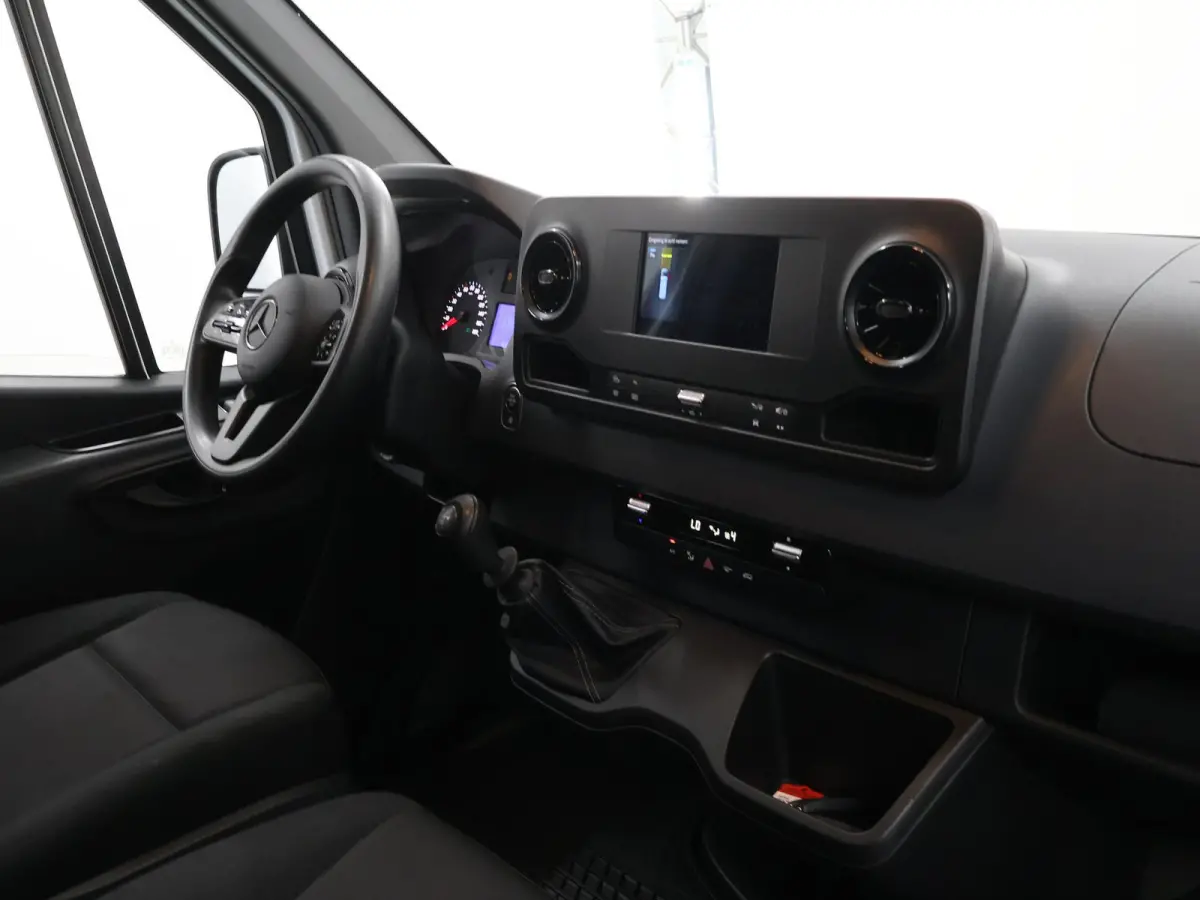 311 CDI | FWD | L2 H2 | Pro | Parkeercamera | Airco | Cruise Control | 3-zits | FWD | Certified