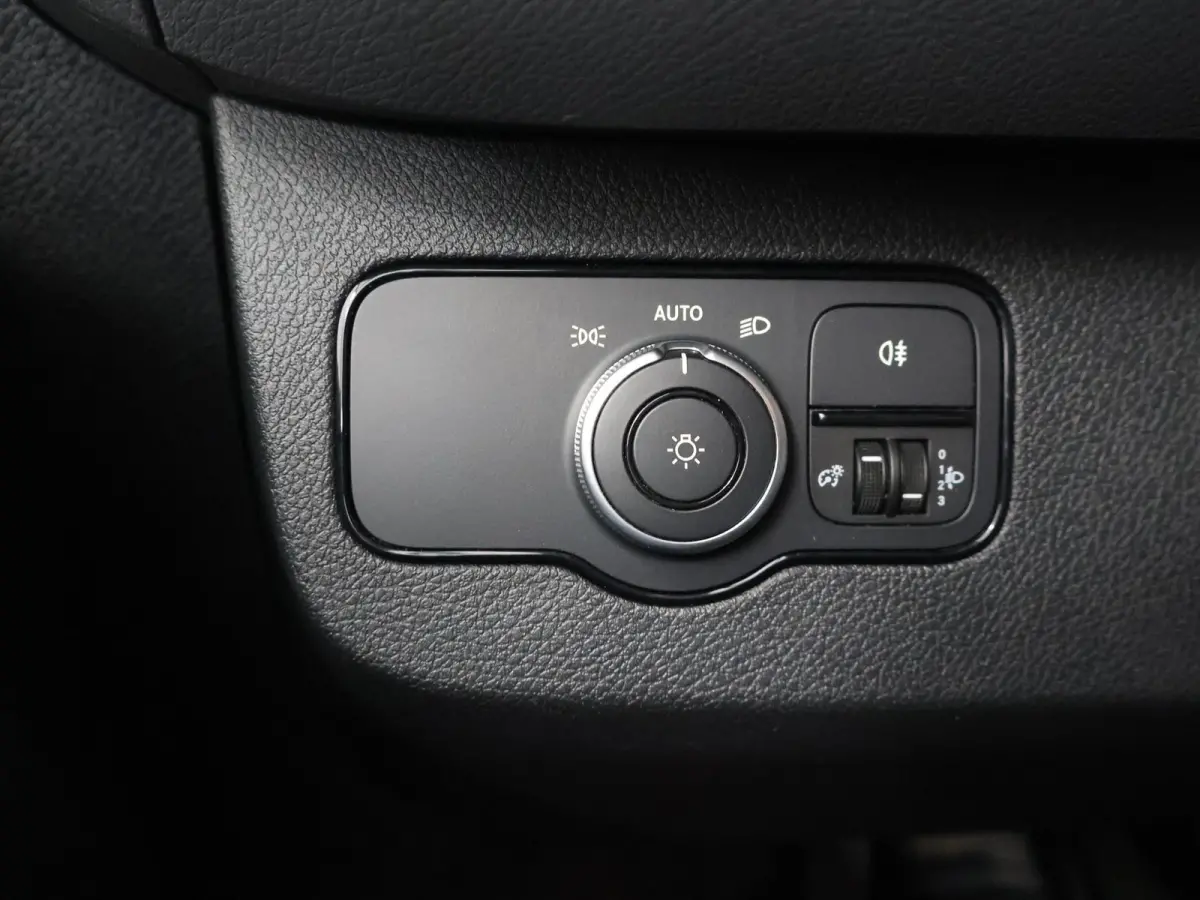 311 CDI | FWD | L2 H2 | Pro | Parkeercamera | Airco | Cruise Control | 3-zits | FWD | Certified