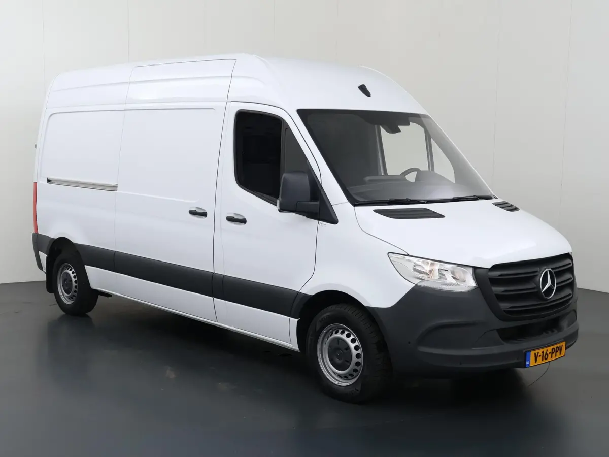 311 CDI | FWD | L2 H2 | Pro | Parkeercamera | Airco | Cruise Control | 3-zits | FWD | Certified