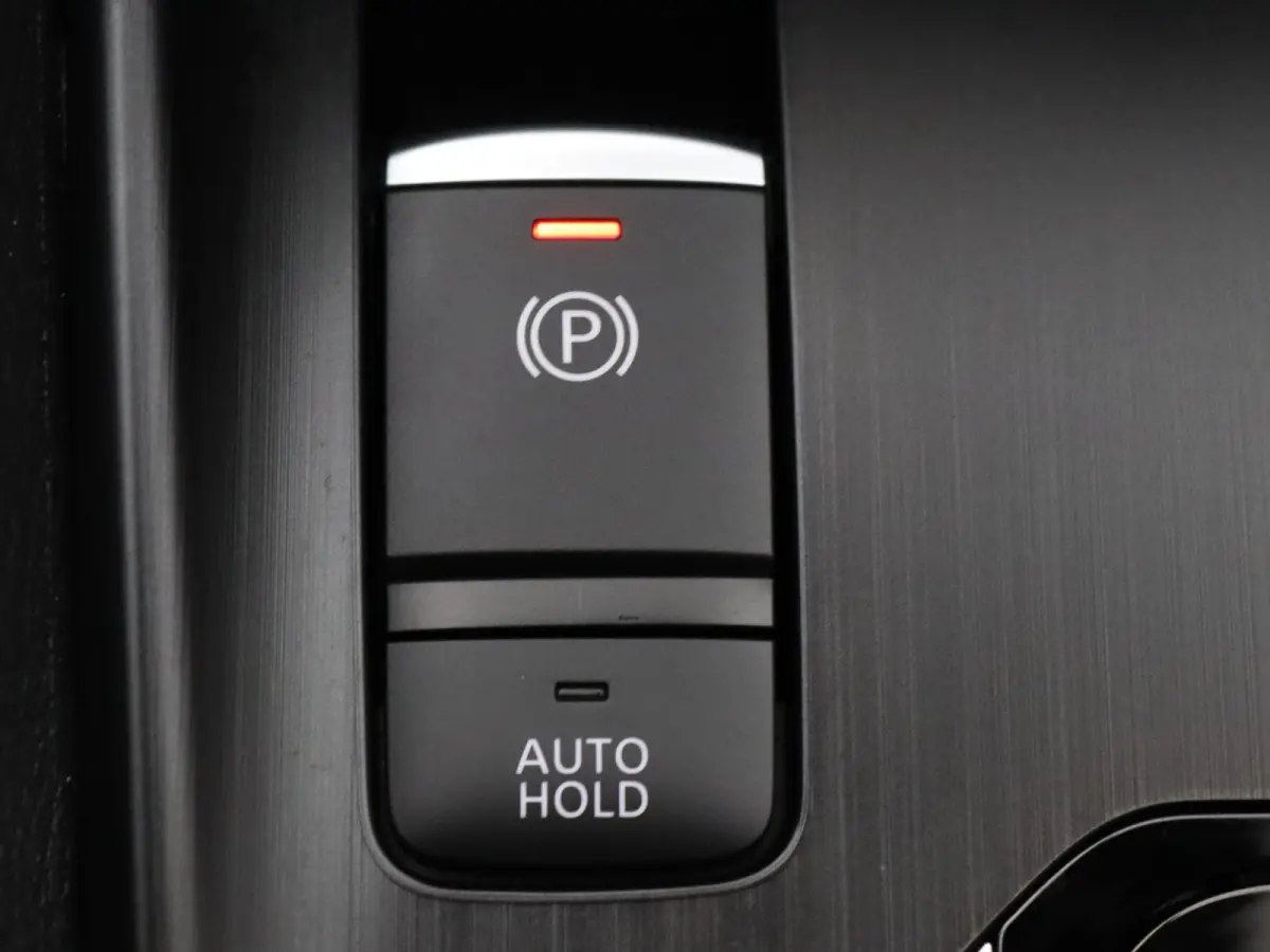 e-Power 190pk Business Edition Apple Carplay/Android Auto