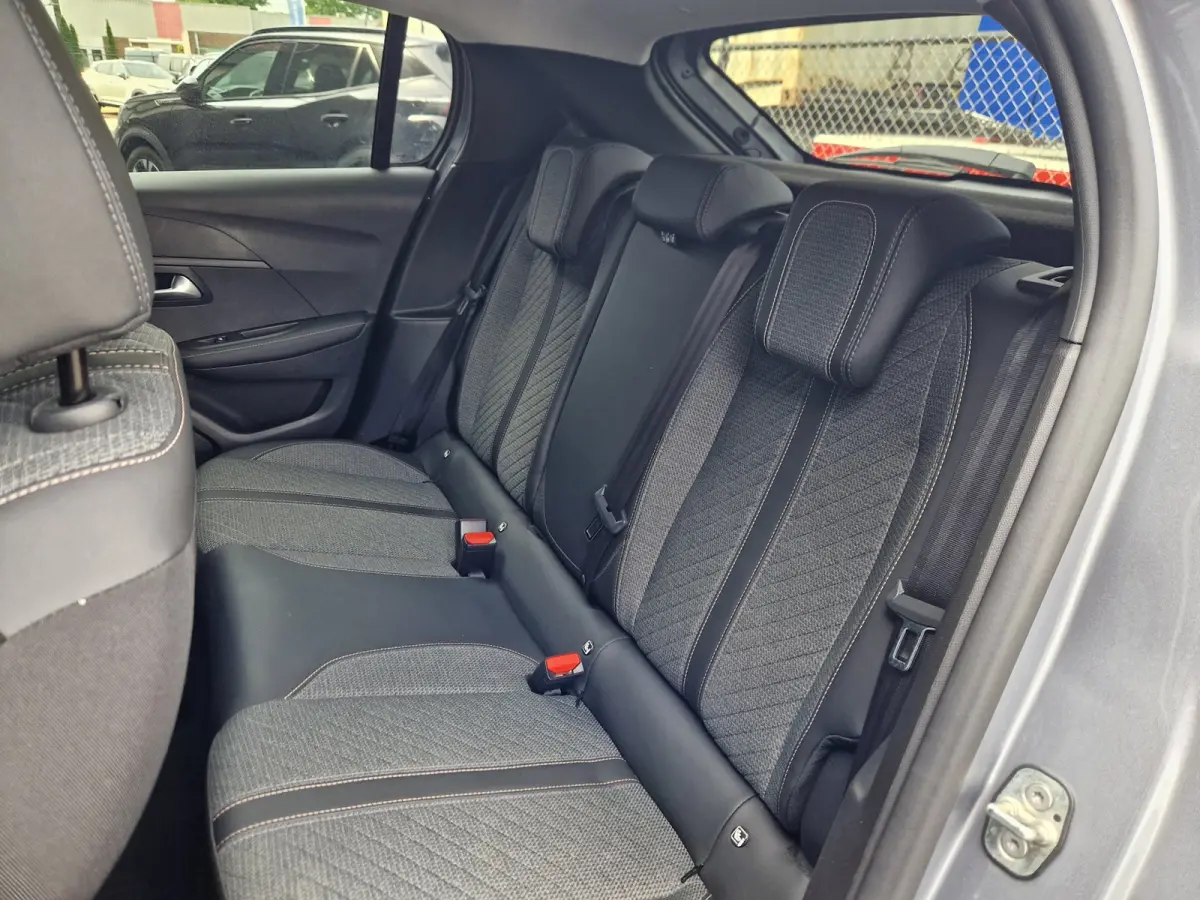 1.2 Hybrid 110 e-DCS6 Allure /Cruise /Carplay