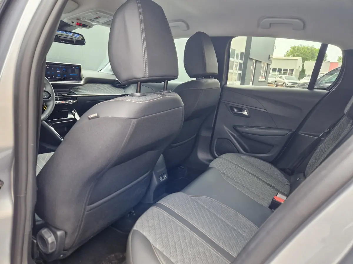 1.2 Hybrid 110 e-DCS6 Allure /Cruise /Carplay