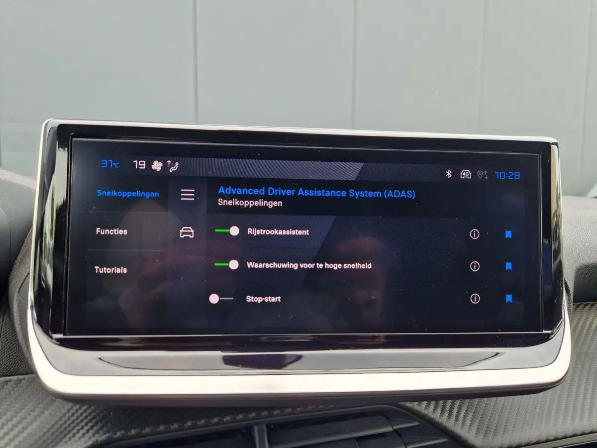 1.2 Hybrid 110 e-DCS6 Allure /Cruise /Carplay
