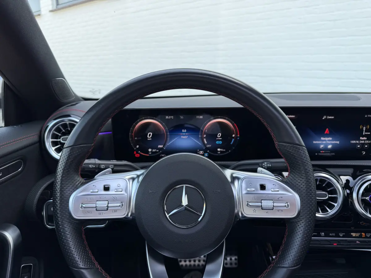 250e AMG Line | Pano | Ambient Light | Camera | Keyless | 18 inch