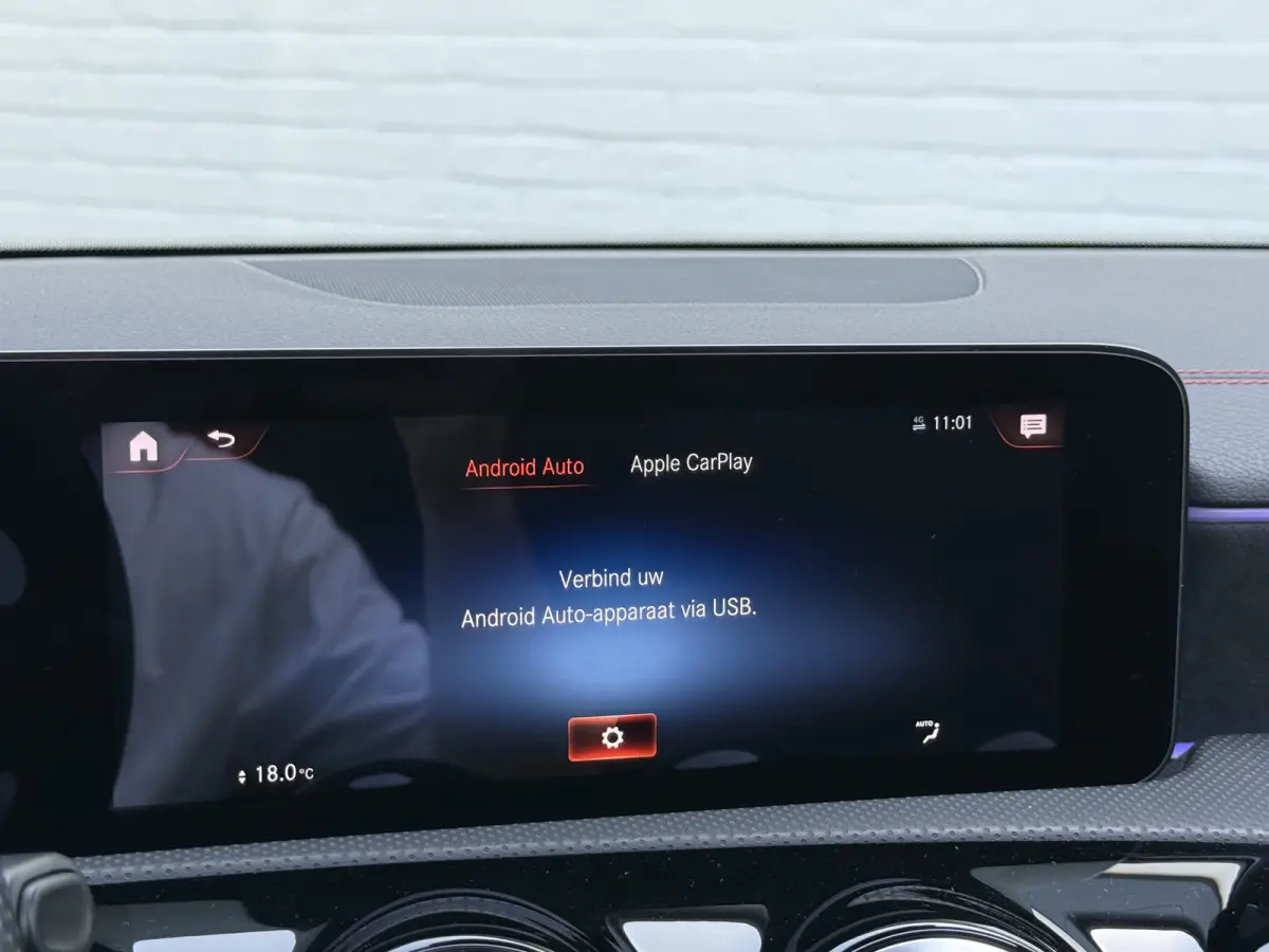 250e AMG Line | Pano | Ambient Light | Camera | Keyless | 18 inch