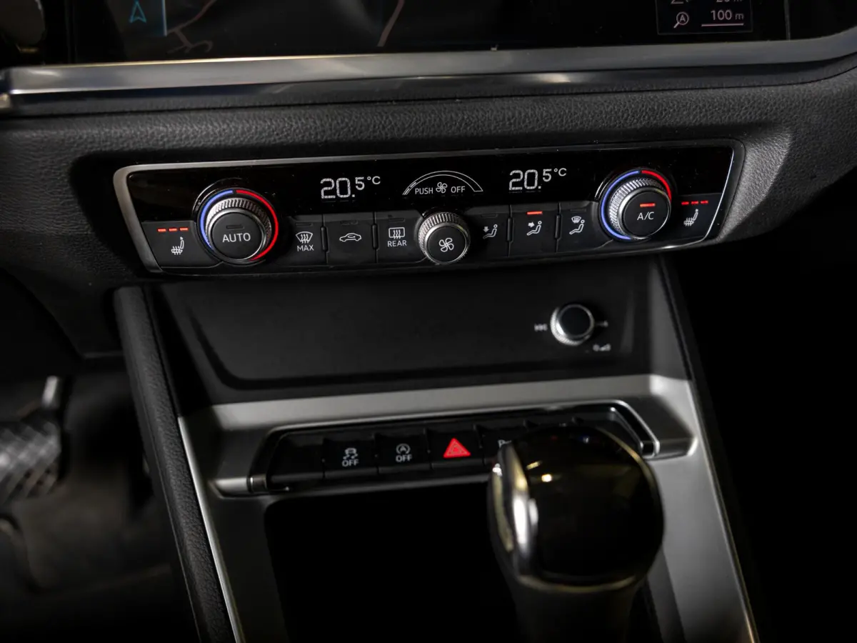 35 TFSI Advanced Pro Line Business / 150pk / Trekhaak / Bang & Olufsen / Achteruitrij camera / Stoelverwarming / Leder /