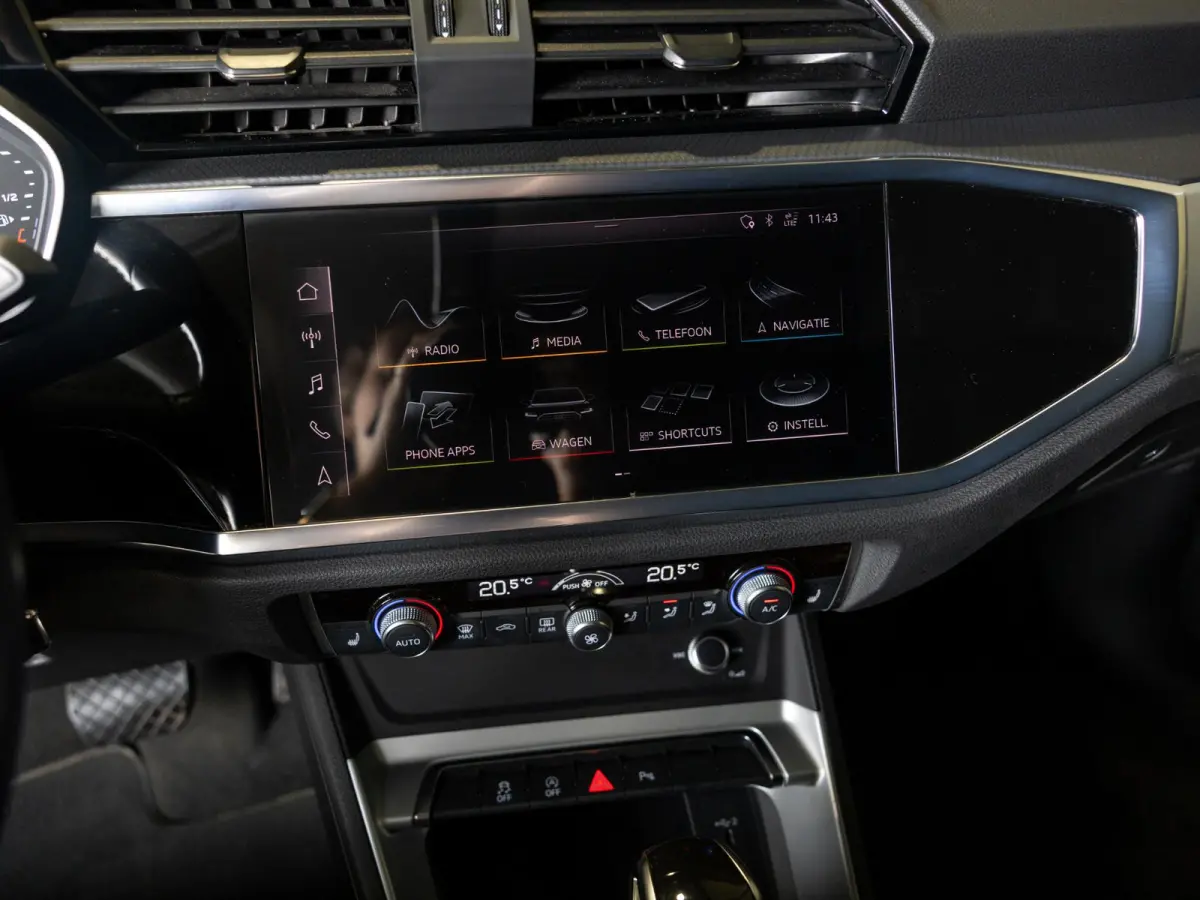 35 TFSI Advanced Pro Line Business / 150pk / Trekhaak / Bang & Olufsen / Achteruitrij camera / Stoelverwarming / Leder /