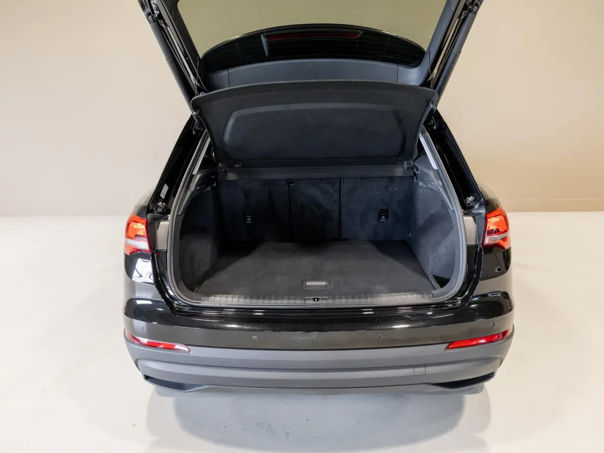 35 TFSI Advanced Pro Line Business / 150pk / Trekhaak / Bang & Olufsen / Achteruitrij camera / Stoelverwarming / Leder /