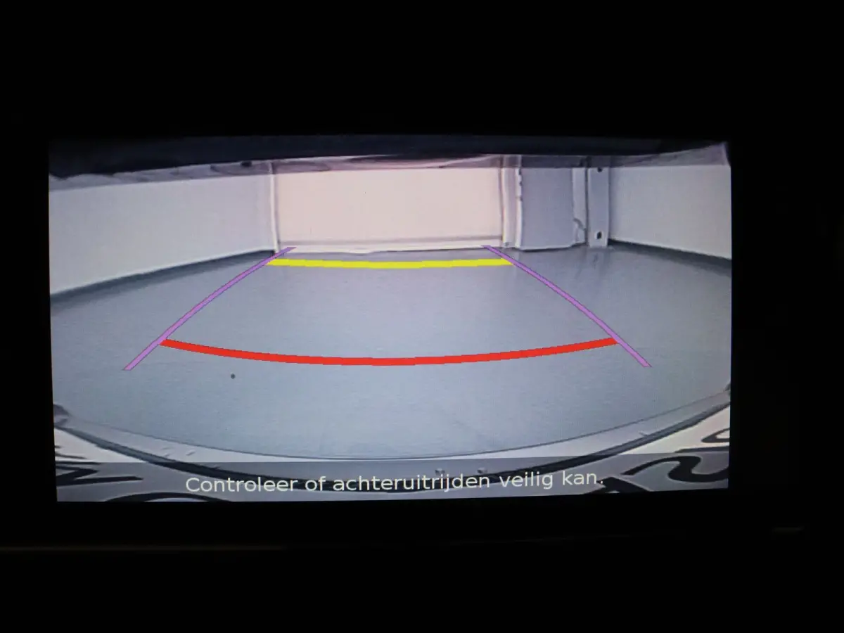 1.2 Style Smart Hybrid Achteruitrijcamera