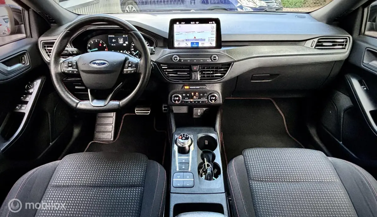 1.5 EcoBoost ST Line. AUTOMAAT, NAVI, CRUISE, CLIMA, XENON