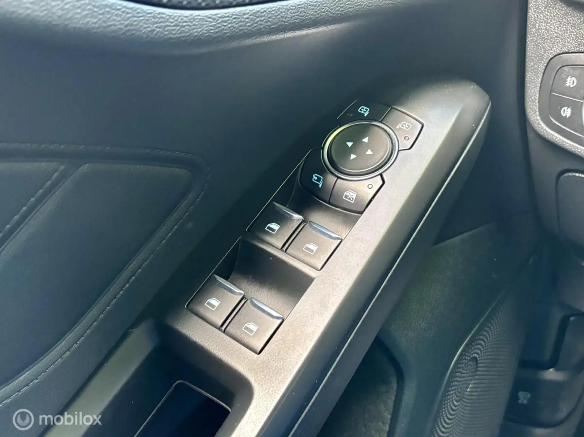 1.5 EcoBoost ST Line. AUTOMAAT, NAVI, CRUISE, CLIMA, XENON
