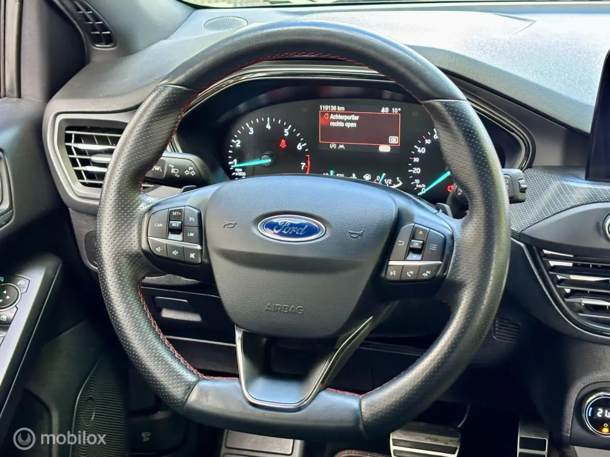 1.5 EcoBoost ST Line. AUTOMAAT, NAVI, CRUISE, CLIMA, XENON