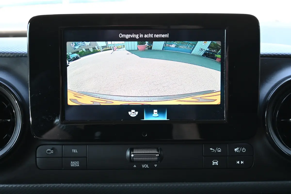 110 CDI L1 Pro Apple Carplay/Android Auto, Camera