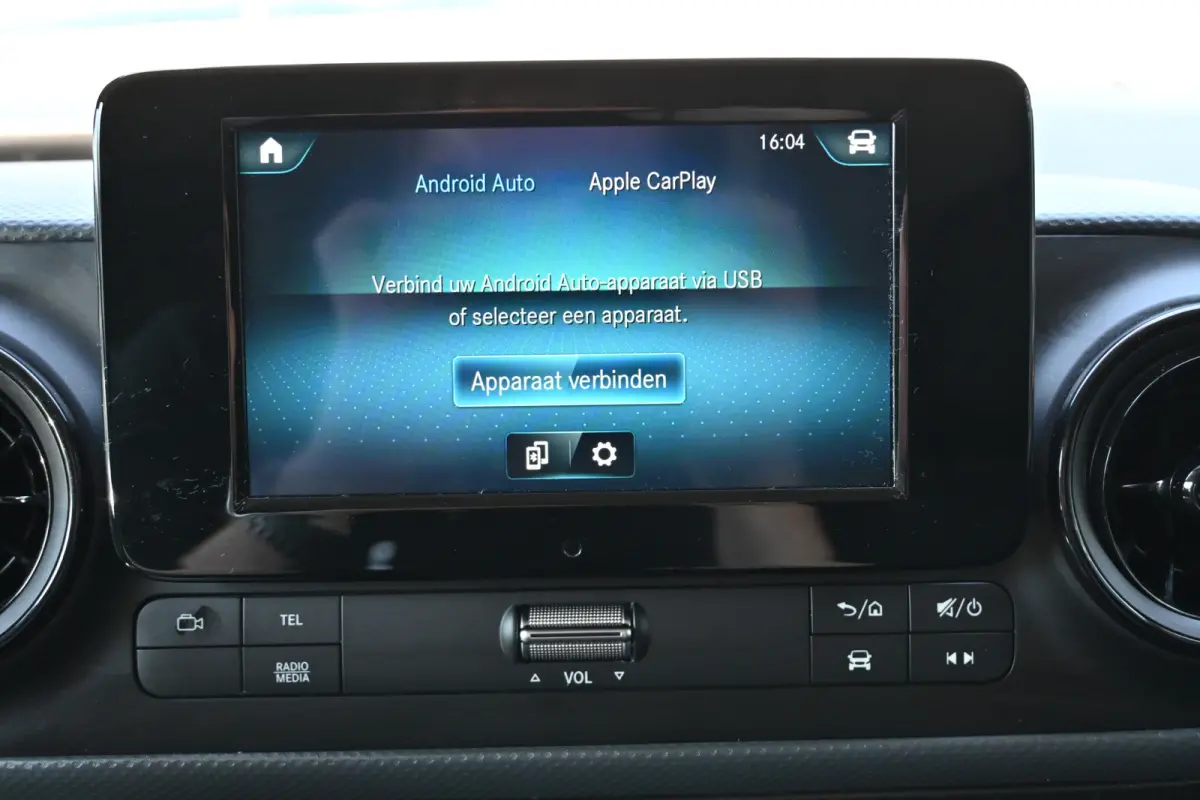 110 CDI L1 Pro Apple Carplay/Android Auto, Camera