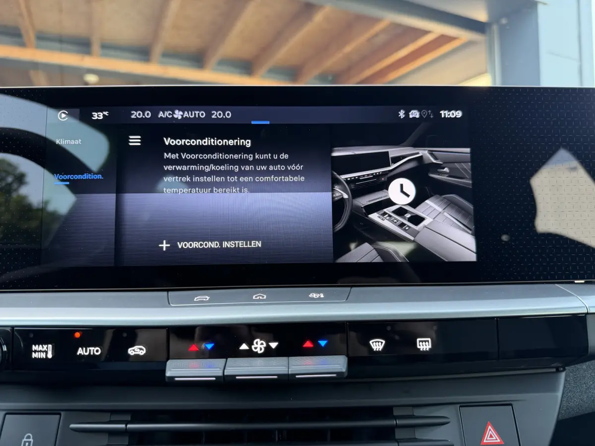 225pk Plug-in-Hybrid Edition (Trekgewicht 1.550kg - LED - Keyless Entry - Navigatie via APP - Automatische Airco - Parkeersensoren V+A - Adaptieve Cruise Controle - 19")
