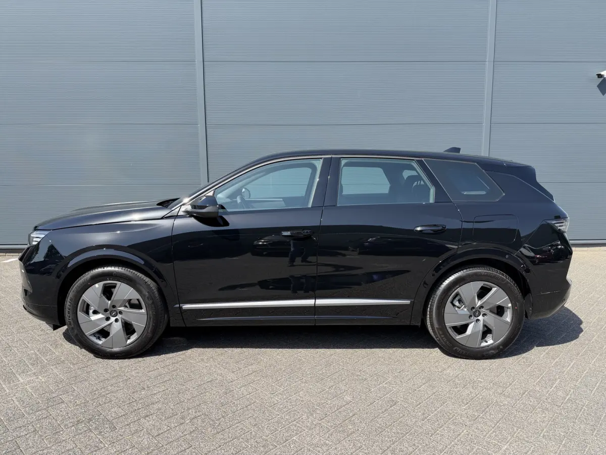 225pk Plug-in-Hybrid Edition (Trekgewicht 1.550kg - LED - Keyless Entry - Navigatie via APP - Automatische Airco - Parkeersensoren V+A - Adaptieve Cruise Controle - 19")