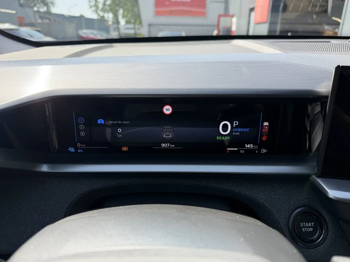 225pk Plug-in-Hybrid Edition (Trekgewicht 1.550kg - LED - Keyless Entry - Navigatie via APP - Automatische Airco - Parkeersensoren V+A - Adaptieve Cruise Controle - 19")