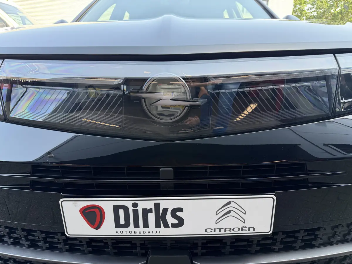 225pk Plug-in-Hybrid Edition (Trekgewicht 1.550kg - LED - Keyless Entry - Navigatie via APP - Automatische Airco - Parkeersensoren V+A - Adaptieve Cruise Controle - 19")
