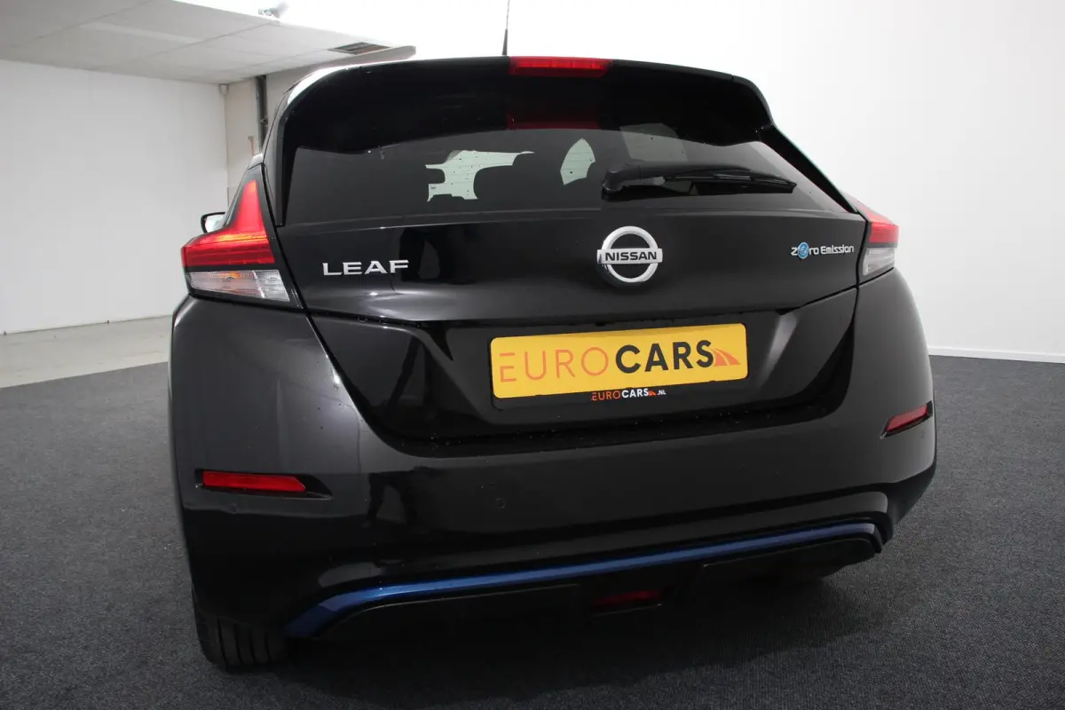 N-Connecta 40 kWh Navigatie Bluetooth Cruise Control Lichtmetalen Velgen