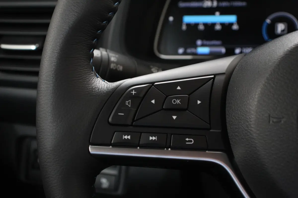 N-Connecta 40 kWh Navigatie Bluetooth Cruise Control Lichtmetalen Velgen