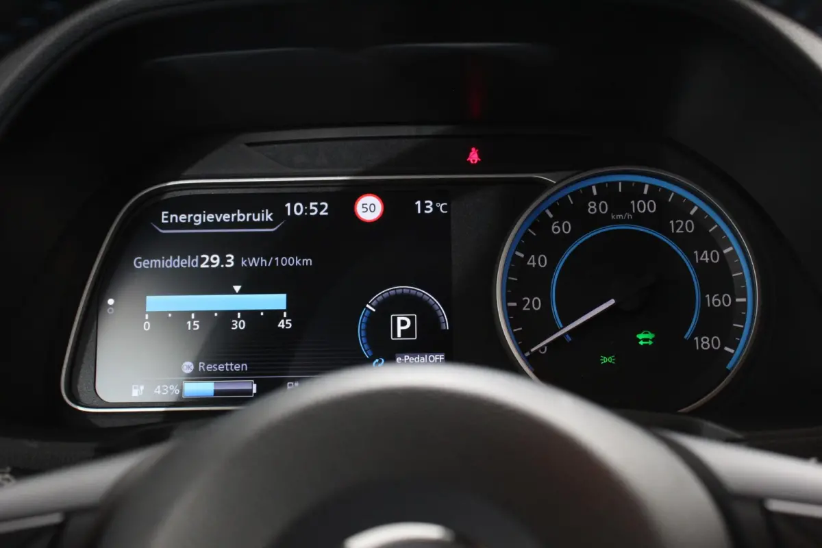 N-Connecta 40 kWh Navigatie Bluetooth Cruise Control Lichtmetalen Velgen