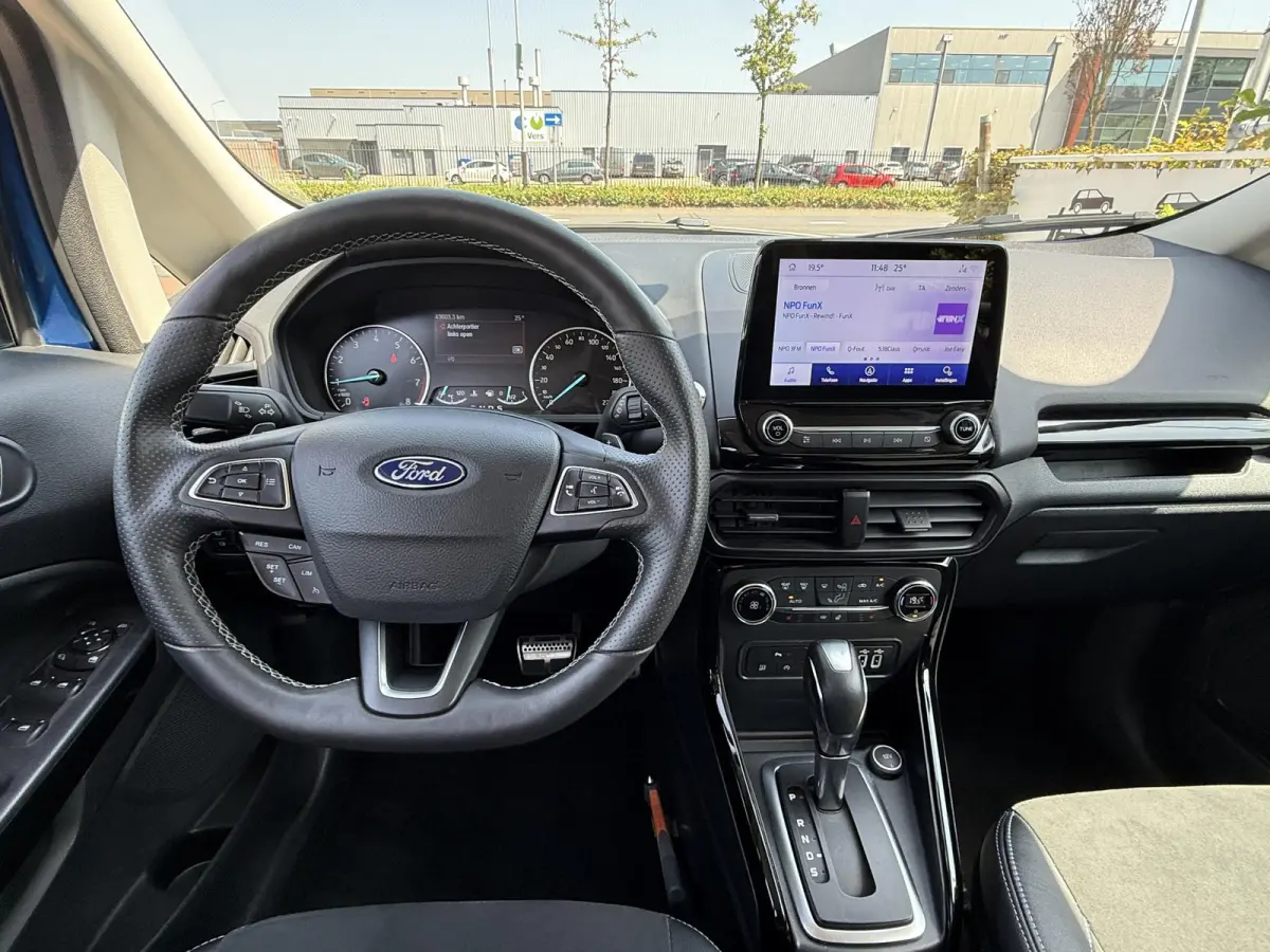 1.0 EcoBoost ST-Line Automaat | Zwart Dak | Winter Pack | Navigatie | 17"lichtmetalen Velgen