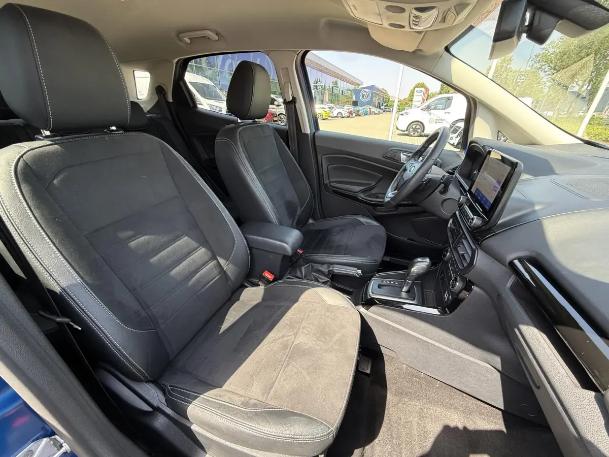 1.0 EcoBoost ST-Line Automaat | Zwart Dak | Winter Pack | Navigatie | 17"lichtmetalen Velgen