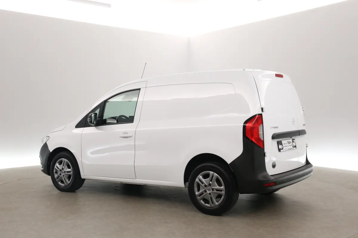 110 CDI 96pk | 3 Zits | Airco | Cruise | Camera | Carplay | LED
